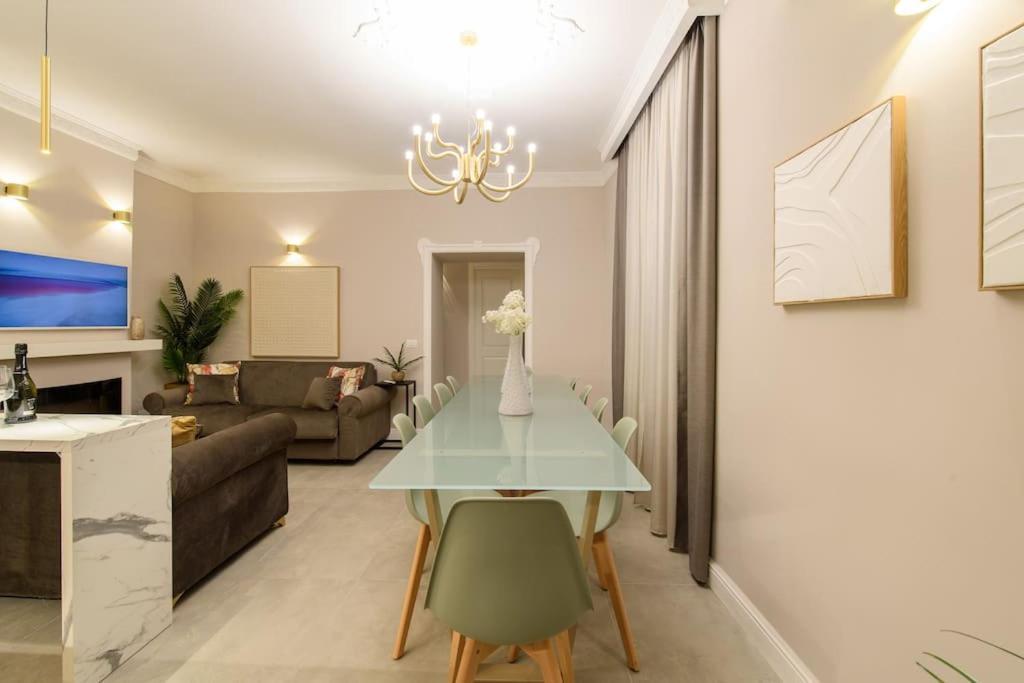 Apartment Rosa Grandi Residenze Naples
